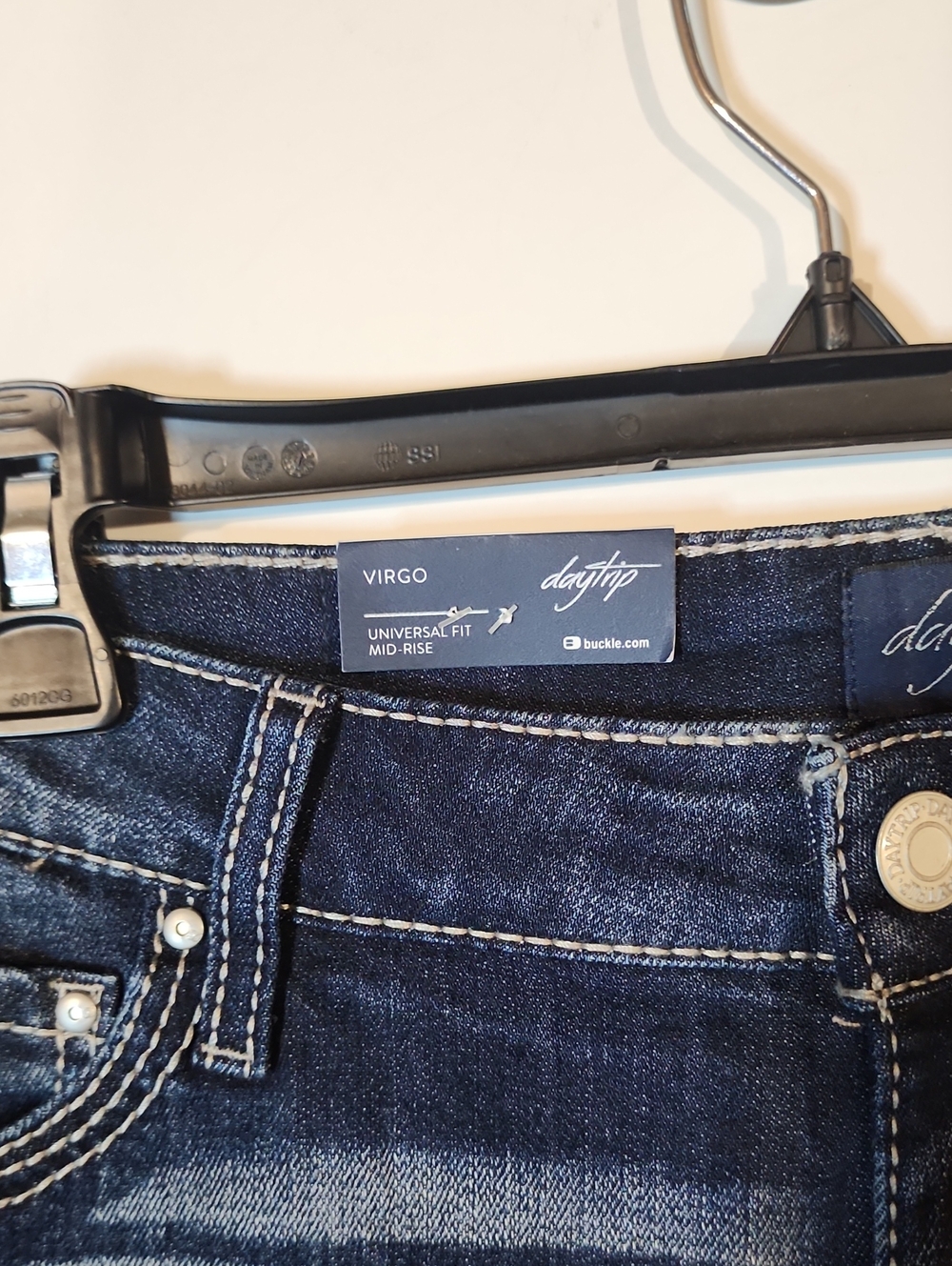 Daytrip Virgo Cropped Jeans NWT Size 31 - Picture 4 of 10